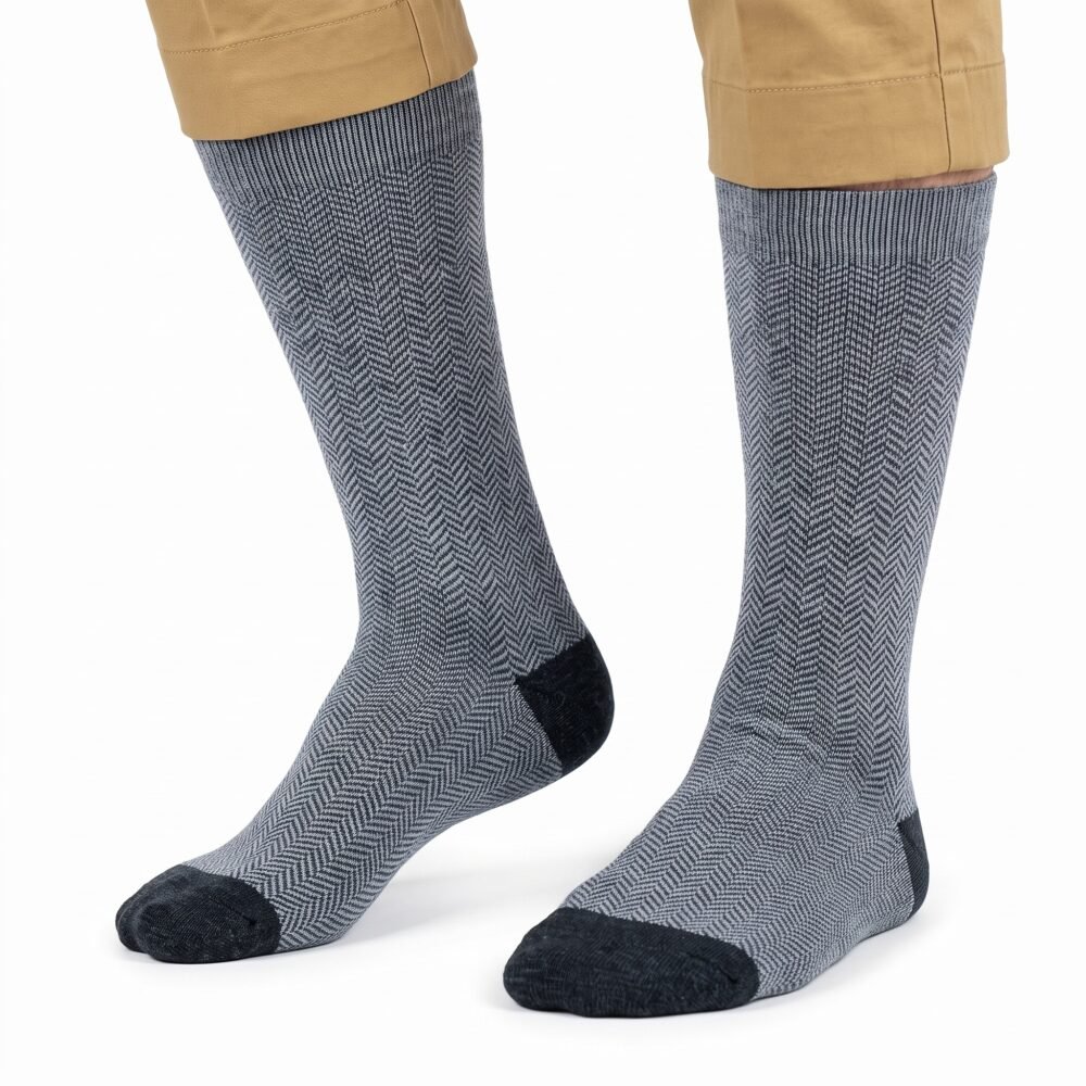 Lehvera gray merino wool dress socks for men with reinforced dark toe and heel