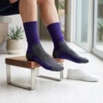 Lehvera men purple merino wool socks with contrasting gray toe and heel