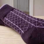 Lehvera men purple merino wool socks with geometric lattice pattern